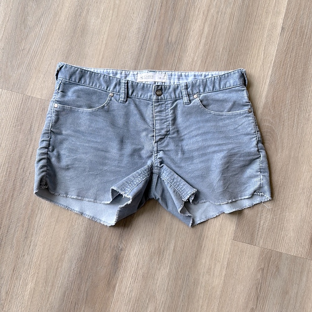 Carve Designs Oahu 4” stretch corduroy shorts